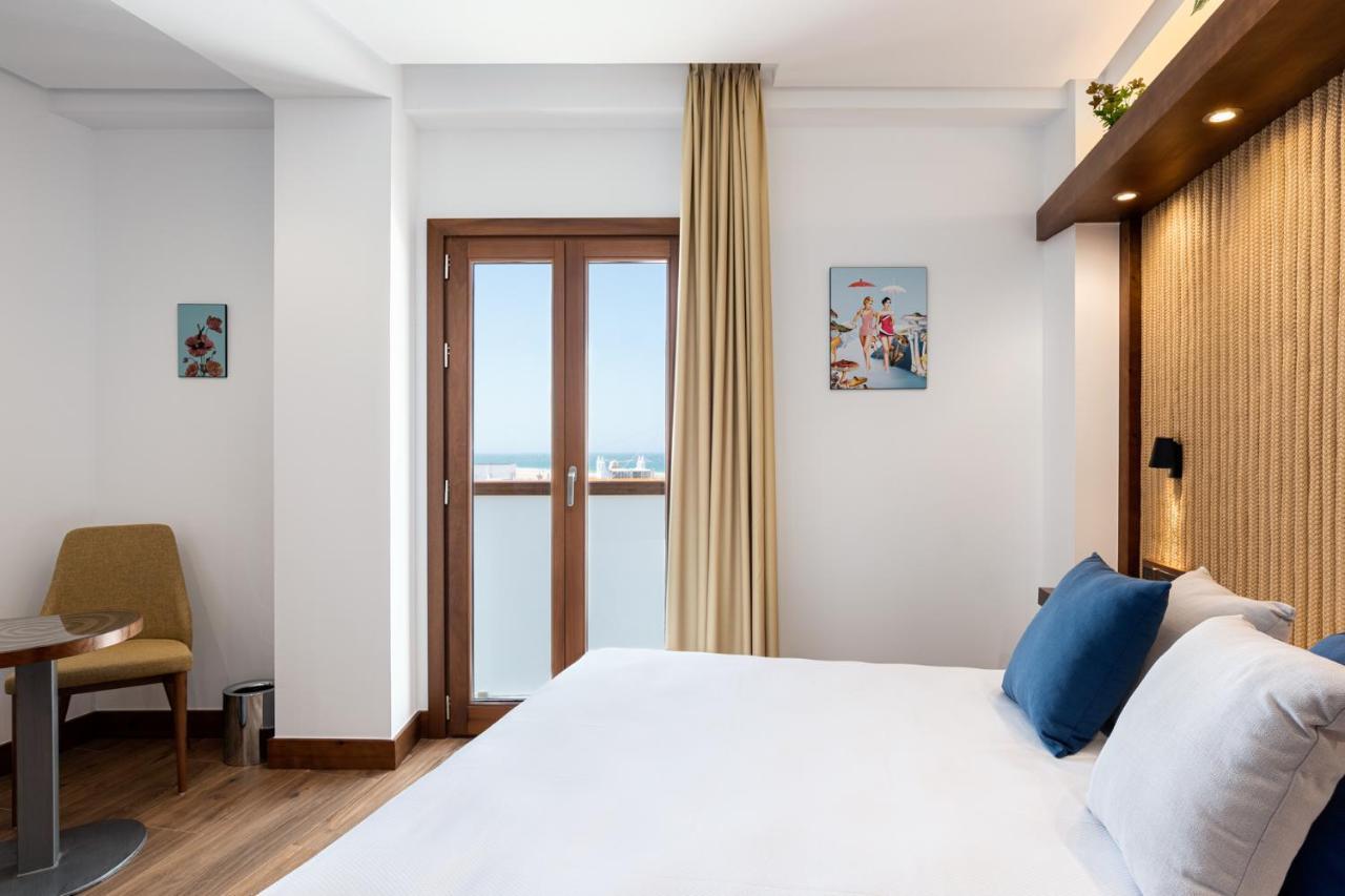 Hotel Antantie Коніль-де-ла-Фронтера Екстер'єр фото